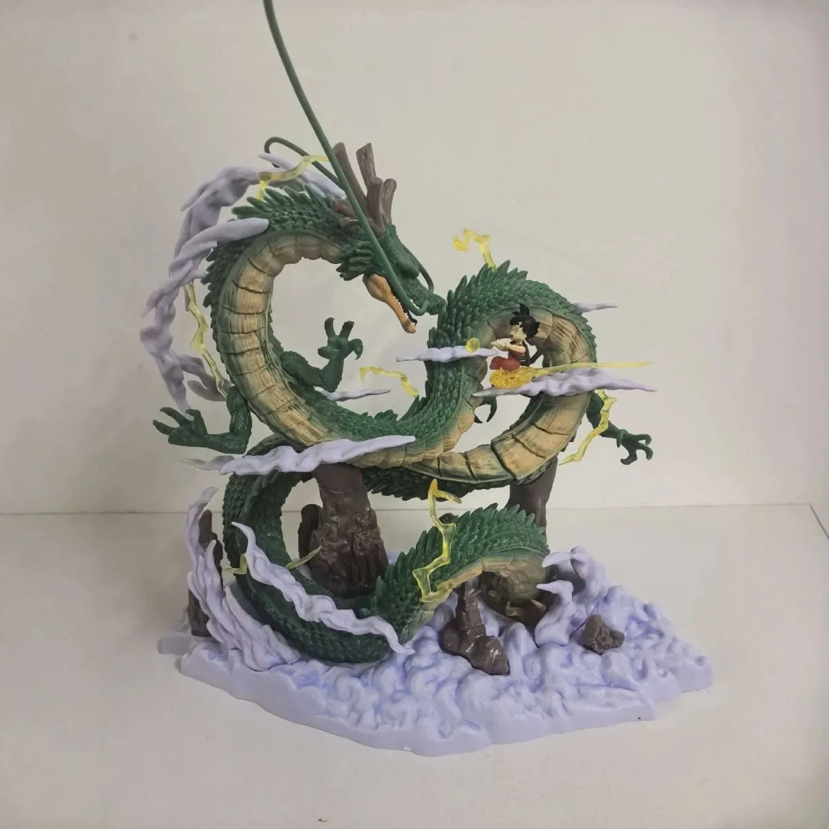 Dragon Ball GK Figure – Shenron & Kid Goku Statue, Wish-Granting Dragon Model, Collectible Art Toy Display Ornament Gift